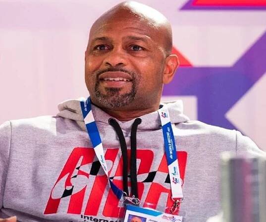 Roy Jones Jr. Biography - Facts, Childhood, Family Life & Achievements