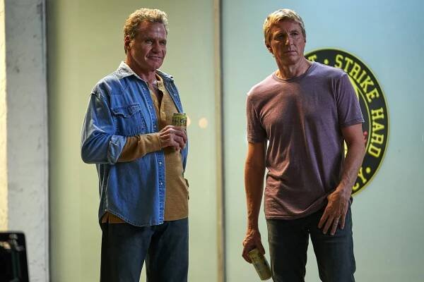 Cobra Kai - Back in Black - Z filmu - Martin Kove, William Zabka