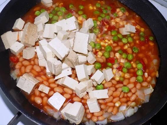 Mexický tofu guláš - fotografie 2 - TopRecepty.cz