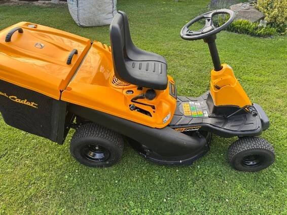 Cub Cadet LR2