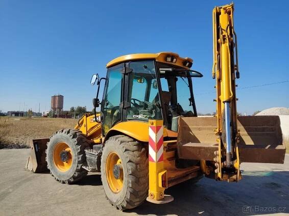 Traktorbagr JCB 4CX - Photo 3