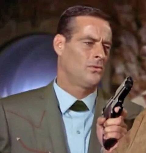 Soubor:Robert-webber-trailer.jpg – Wikipedie