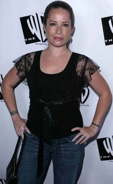 41 Hot & Sexy Pictures Of Holly Marie Combs | CBG