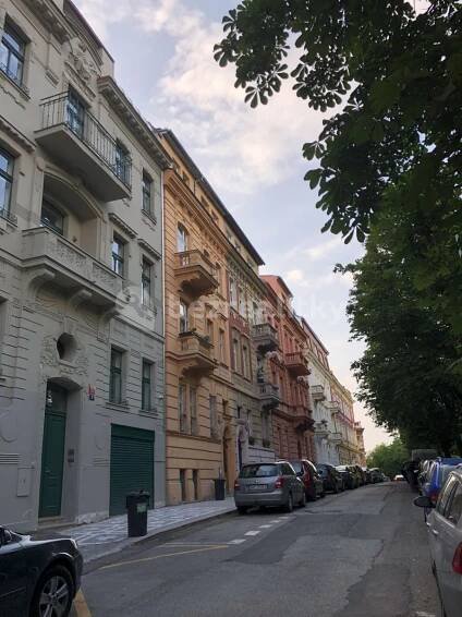 Pronájem Byt 1+1, Na Skalce, Praha - Smíchov