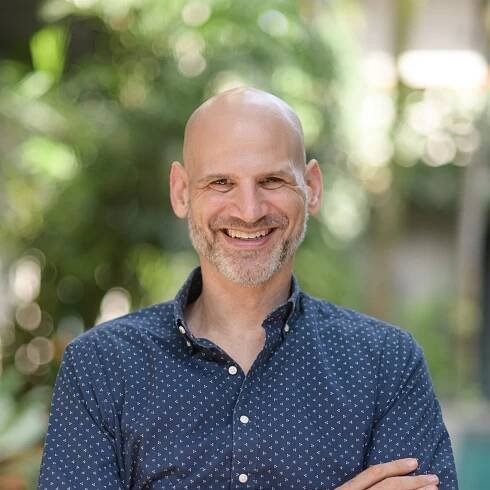 Asia Tech Podcast – Episode 99 – David Abraham – Co-Founder and CEO at Outpost – Getting Together Over Differences