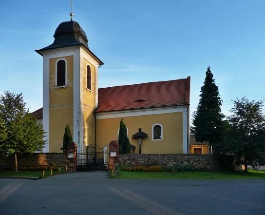 Soubor:Kostel Zdislavice.jpg – Wikipedie