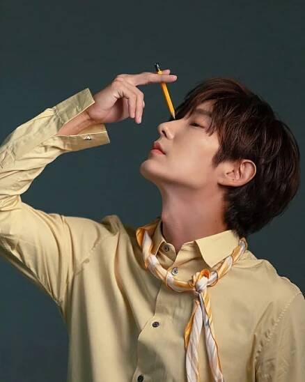 Lee Joon Gi kdysi kradl jídlo a byl pěkně vznětlivý. Jak se vypořádal se zradou a povýšeností? - Asianstyle