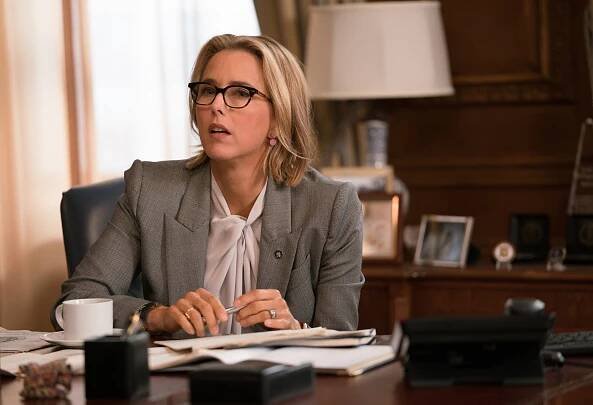 Paní ministryně - Čtvrtá mocnost - Z filmu - Téa Leoni