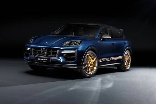 Porsche Cayenne přijíždí po faceliftu s ostřejším designem, silnějšími motory a novým interiérem