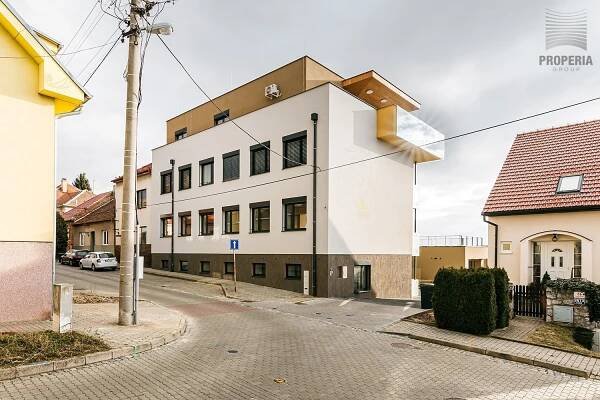 Prodej bytu/kanceláře o CP 135m2 včetně terasy , ul. Prokopa Velikého, Brno - Líšeň | Reality.iDNES.cz 
