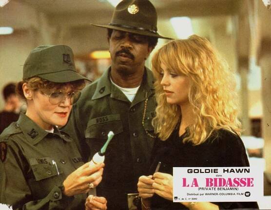 Eileen Brennan, Hal Williams, Goldie Hawn - Vojín Benjaminová - Fotosky