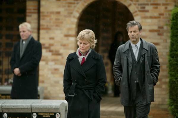 Vraždy v Oxfordu - Stíny minulosti - Z filmu - Clare Holman, Rupert Graves