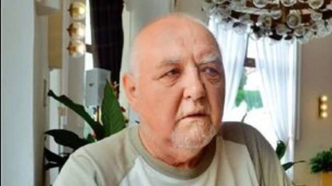 Jan Kryl, o tři roky mladší bratr Karla Kryla, žije v Novém Jičíně na Moravě.