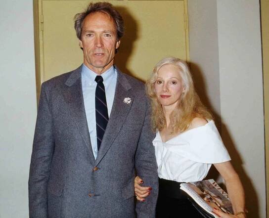 Actress and Director Sondra Locke, Clint Eastwood's Former Girlfriend of 14 Years, Dies at 74