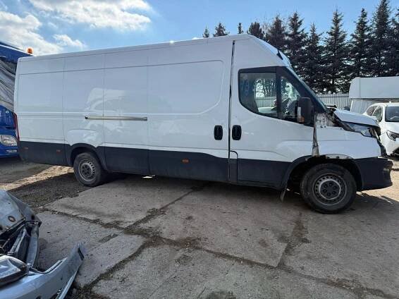 Iveco daily maxi 35S16 2023 75 TKM | AutoBezděk
