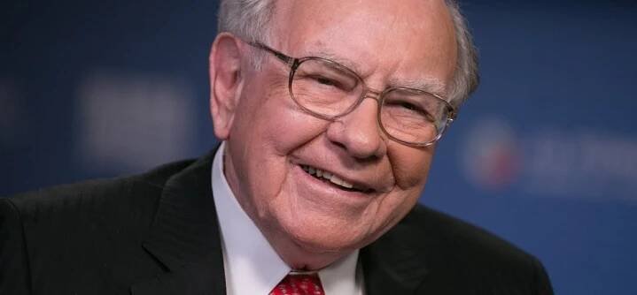 The Ingenious Methods Warren Buffett Used to Launch His Career