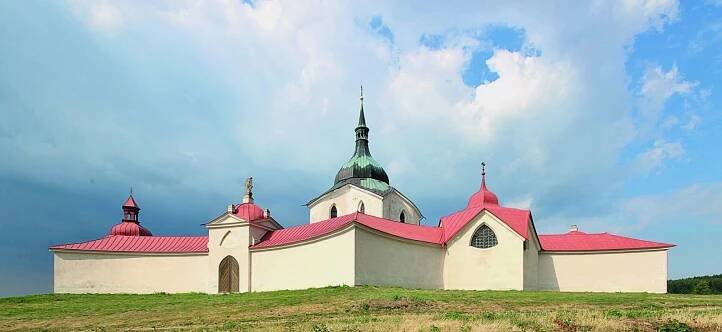 Žďárské vrchy: To je oáza nedotčené přírody i slavný kostel od Santiniho