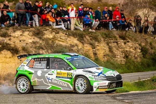 RallyRACC Rally de España: WRC2 title decision between three ŠKODA drivers postponed to finale - Škoda Motorsport