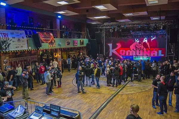 DYMYTRY a KOMUNÁL | Garage Club Ostrava Martinov