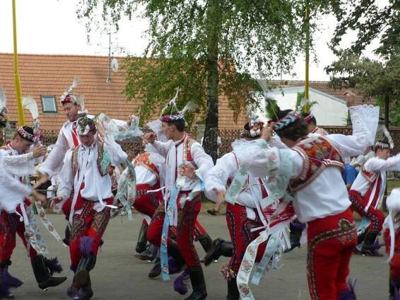 Hody 2007 - hodová neděle - Oficiální stránky obce Mikulčice