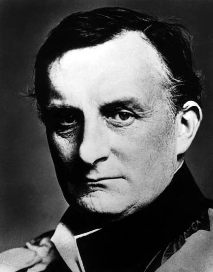 A portrait picture of Edward Grey