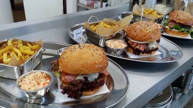 Burgr's Fresh Burger Bistro v Hodoníně - Gourmet Jižní Morava