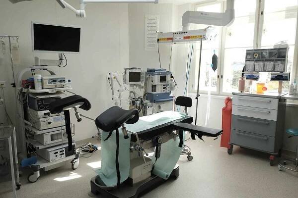 Otevření zrekonstruované gynekologicko-porodnické kliniky Fakultní nemocnice Královské Vinohrady.