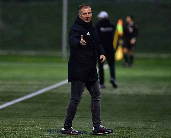 FC Slavia Karlovy Vary – FC Viktoria Mariánské Lázně 1:2 (1:0).