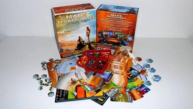 Mars: Teraformace – Expedice Ares; screenshot: komponenty