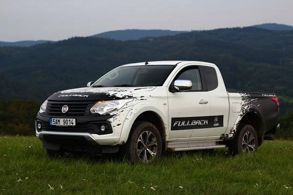 TEST Fiat Fullback - Italský Japonec vyráběný v Thajsku aneb nejstylovější pick-up? | Autojournal.cz