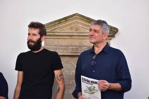 Štěpán Mareš vystavuje v Brtnici. Kromě komiksu Zelený Raoul i grafiky a malby