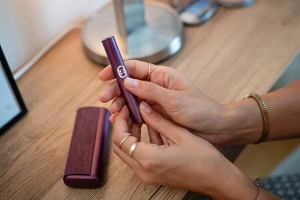 Technologie v nahřívání tabáku: IQOS má model ILUMA s dotykovým ovládáním - CHIP.cz