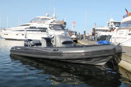 Nafukovací motorový člun RIB Adventure V-650 - Motorboat.cz - Motorové čluny, nafukovací čluny, RIBs, lodní motory