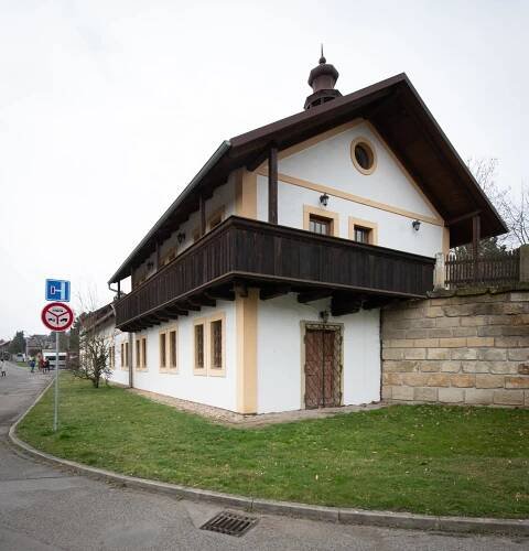 Barokní sýpka, historický dvůr Jonáš | Lokace | East Bohemia Film Office