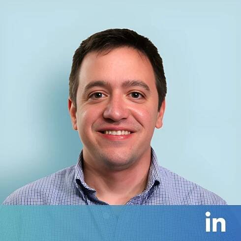 chris phillips headshot