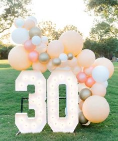 21 Balloon Marquee Letter and Number Design ideas