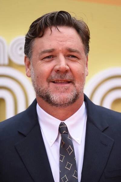 Zvedněte zadky a přijeďte do Varů, láká letošní hvězda festivalu Russell Crowe