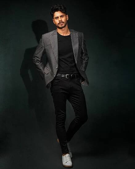 Haris Waheed, Biography, Career, Age, Family, Wife, Net worth, Drama List