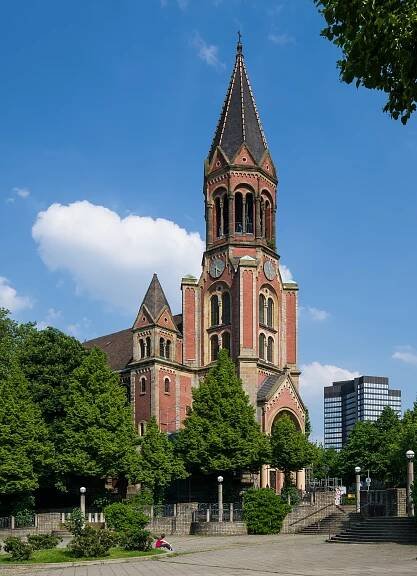 Kreuzeskirche (Essen)
