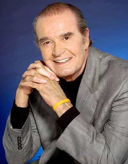 1407859640_james garner zoom