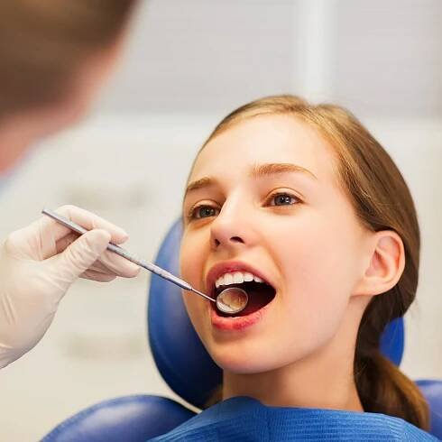 Vstupní dentální hygiena pro děti, teenagery či dospělé i s bělením - Image 2