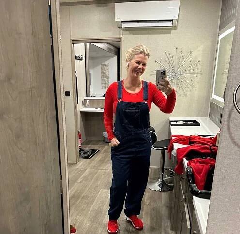 Behind The Scenes: Stars Share Snaps From The Week Ending in Sept. 4 - Soap Opera Digest