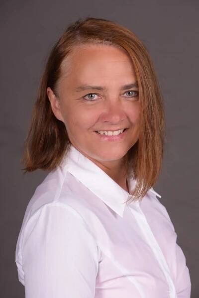 Činohru povede od nové sezóny 2019/2020 herečka Apolena Veldová – Plzeňský rozhled