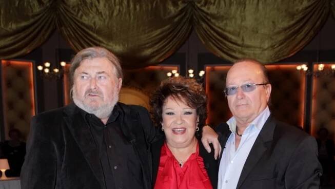 František Ringo Čech s Jiřinou Bohdalovou a Petrem Jandou
