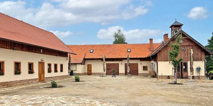Pobyt nedaleko Valtic se snídaní a privátním wellness