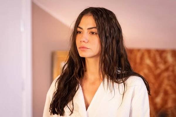 Adım Farah - Kavuşma - Z filmu - Demet Özdemir