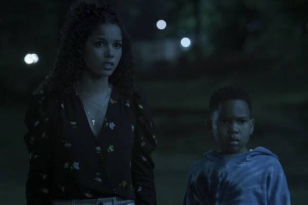 Fantastická výchova - ČÁST 208: Kdo vlastně jsi - Z filmu - Alisha Wainwright, Ja'Siah Young