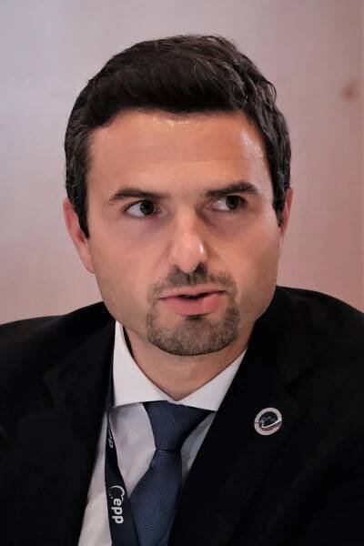 Matej Tonin