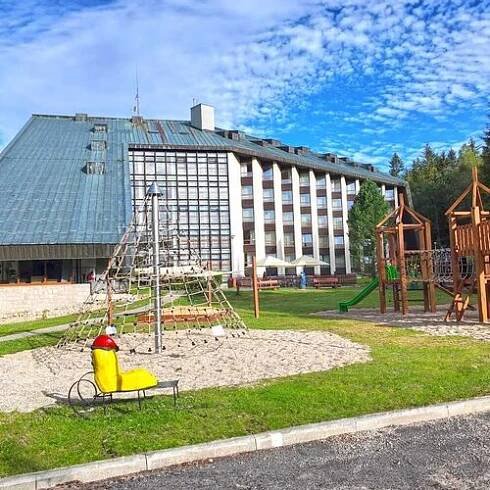Hotel - dětské hřiště