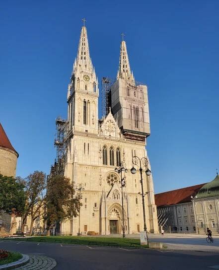 Súbor:Zagreb Cathedral 2020.jpg